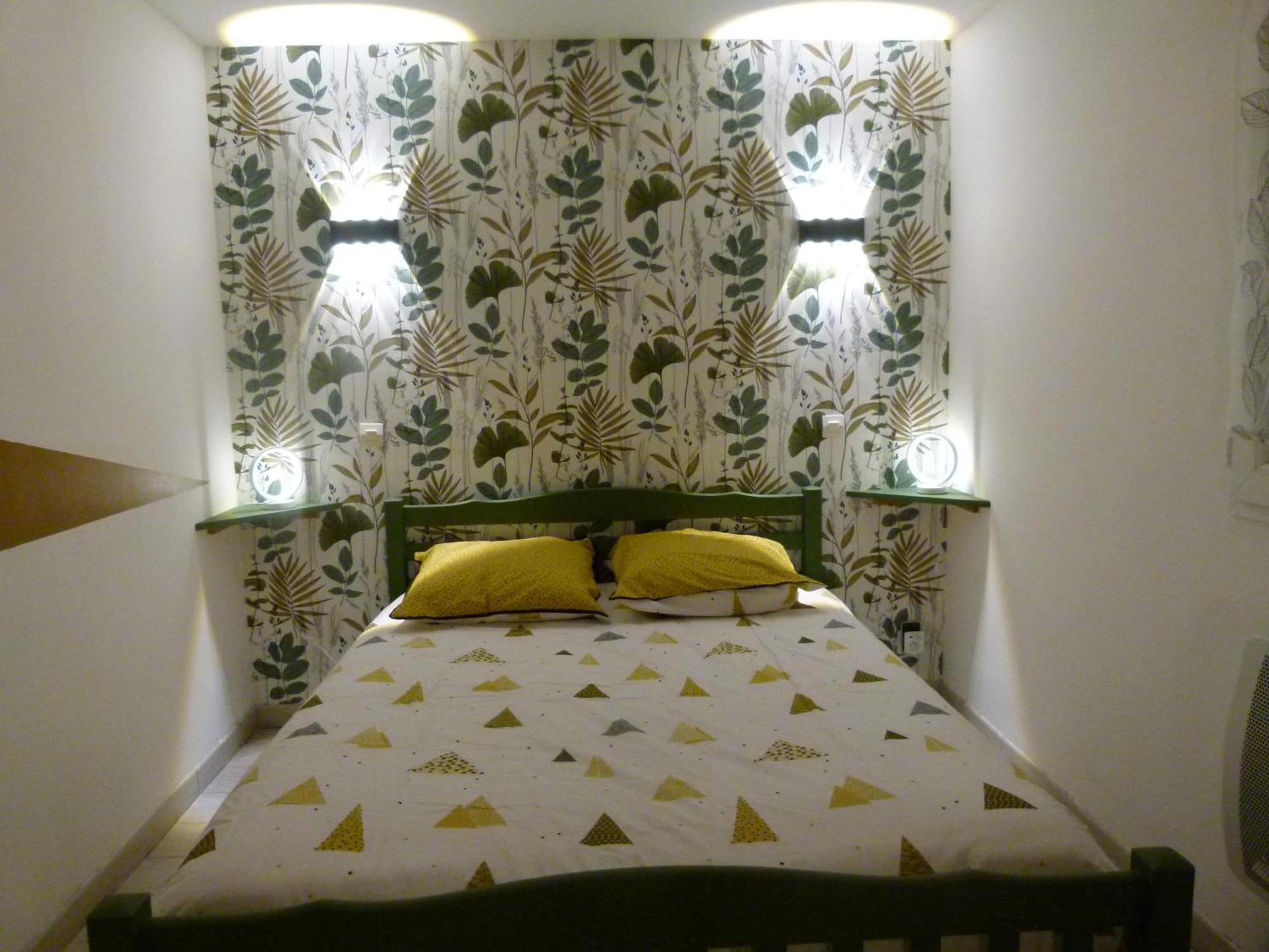 Bed and Breakfast Notre Vie La à Roussas Extérieur photo
