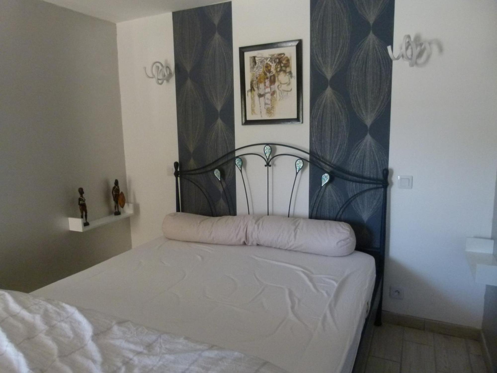 Bed and Breakfast Notre Vie La à Roussas Extérieur photo